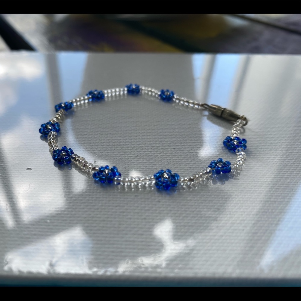 Flower Beaded Bracelet